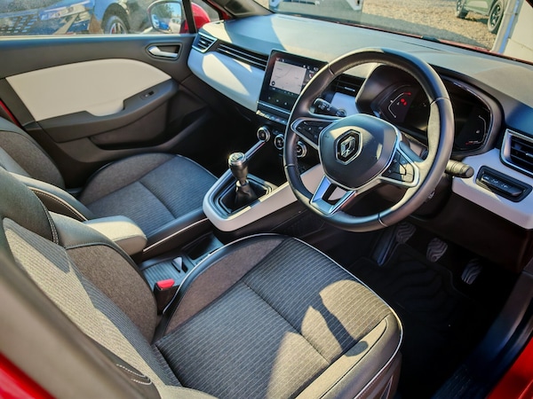 Used Renault Clio 2022 for sale - 76203812: Photo 15