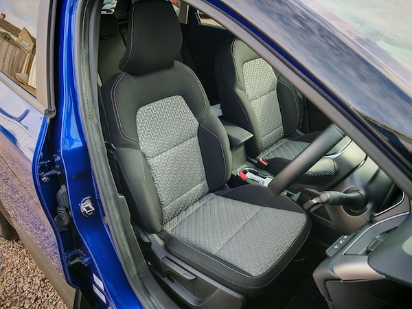 Used Renault Captur 2022 for sale - 76203618: Photo 17