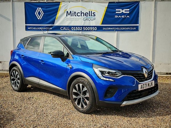 Used Renault Captur 2022 for sale - 76203618: Photo 2