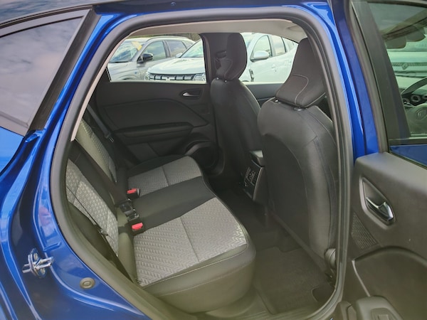 Used Renault Captur 2022 for sale - 76203618: Photo 9
