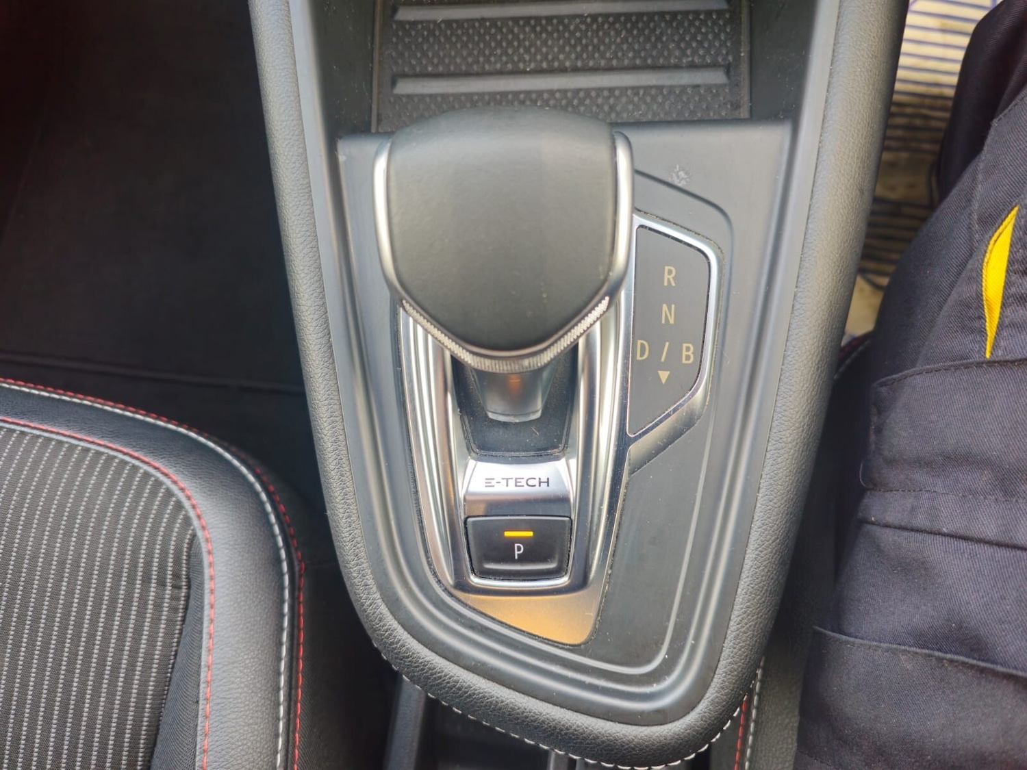 Used Renault Captur 2022 for sale - 76507696: Photo 17