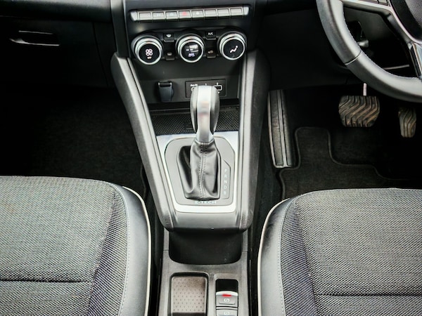 Used Renault Captur 2023 for sale - 76203596: Photo 15