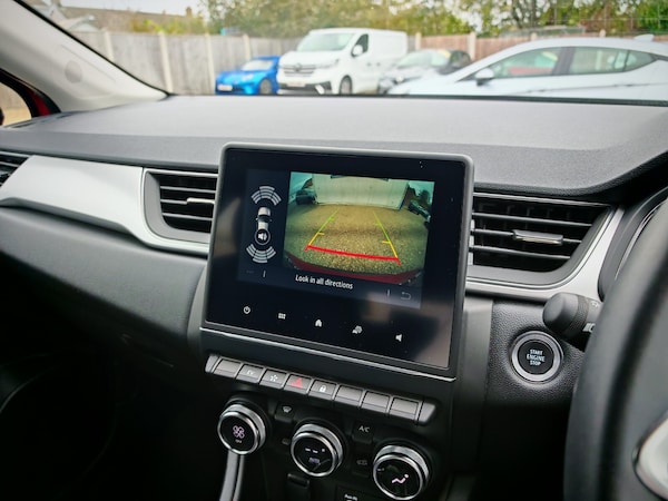 Used Renault Captur 2023 for sale - 76203596: Photo 23