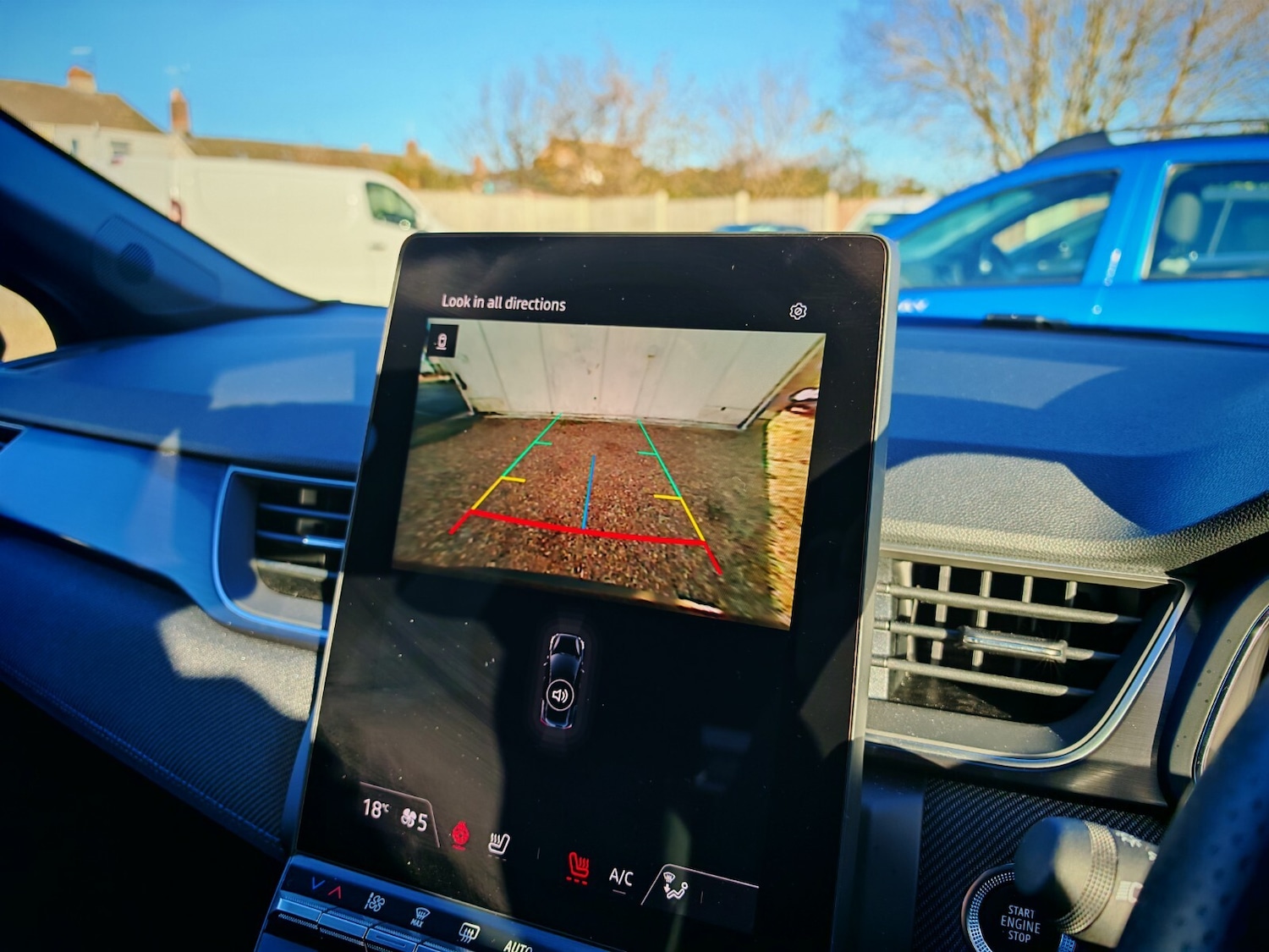 Used Renault Captur 2024 for sale - 76874229: Photo 10