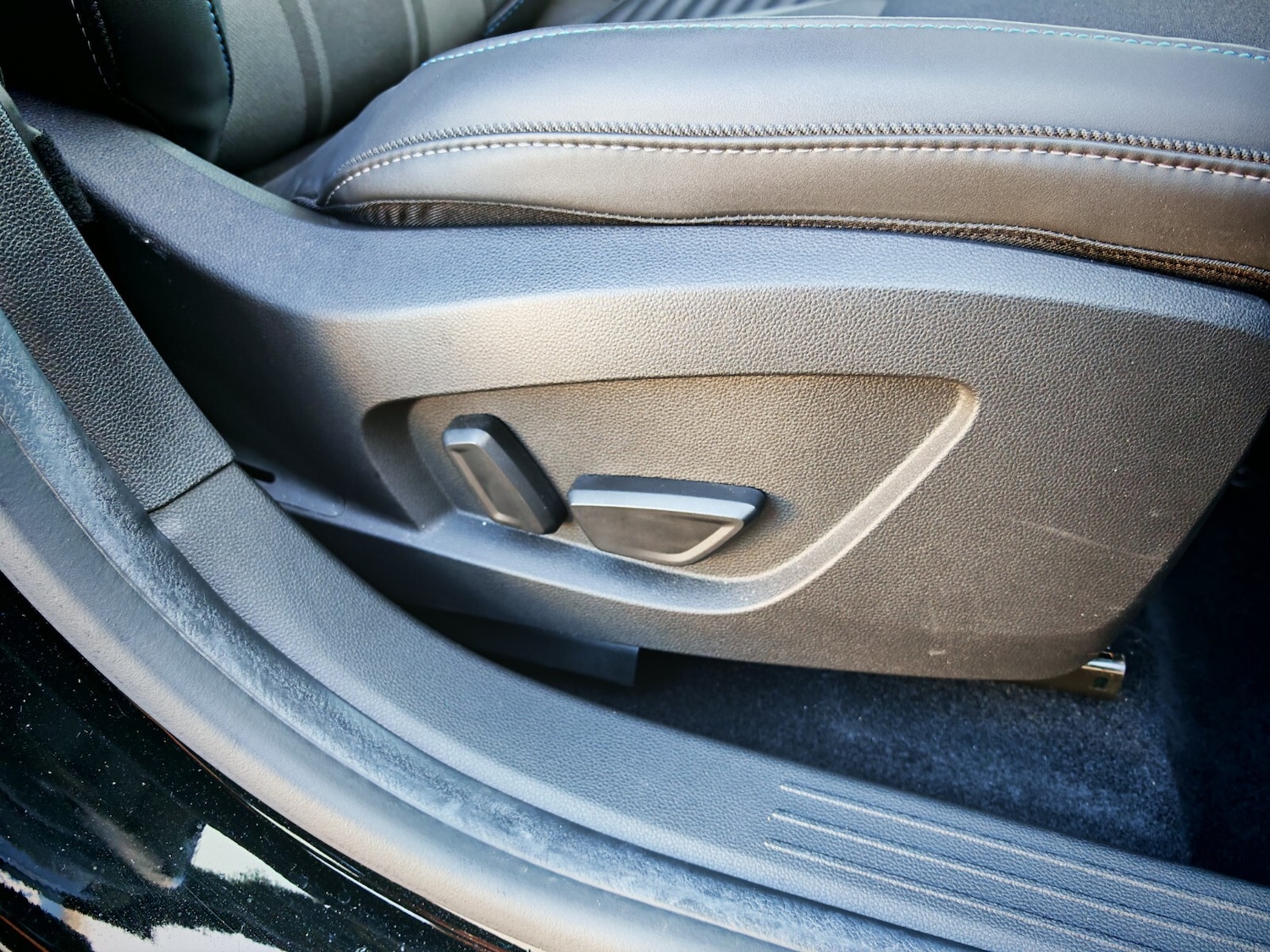 Used Renault Captur 2024 for sale - 76874229: Photo 16