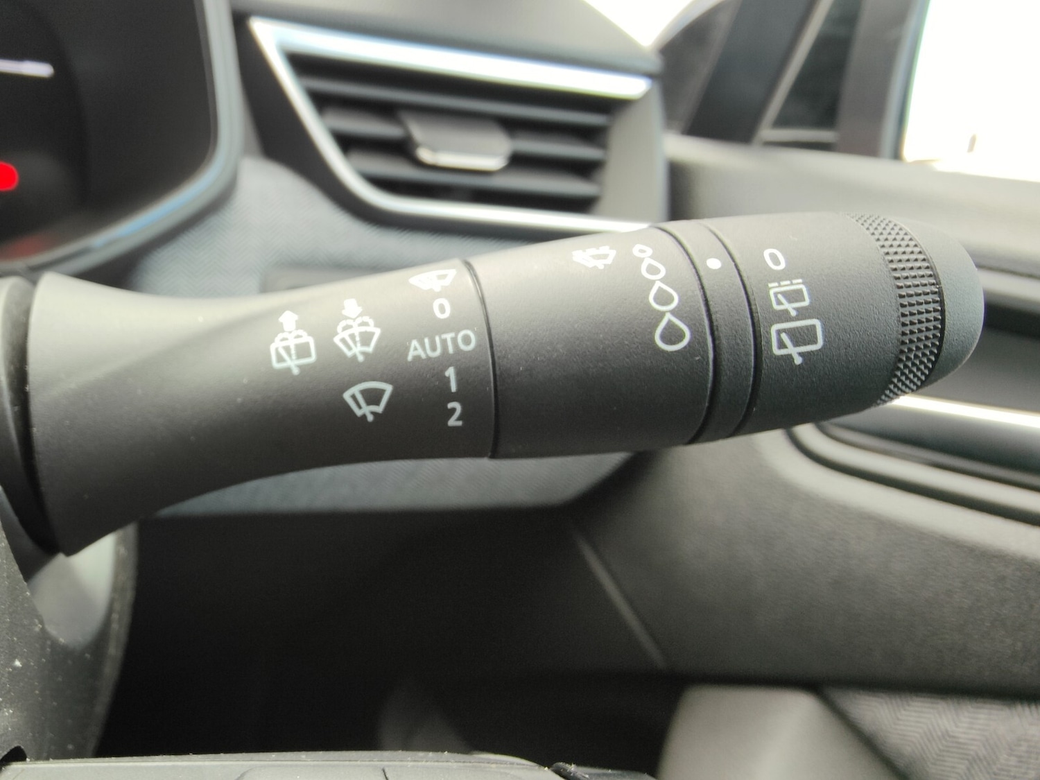 Used Renault Clio 2024 for sale - 76869163: Photo 16