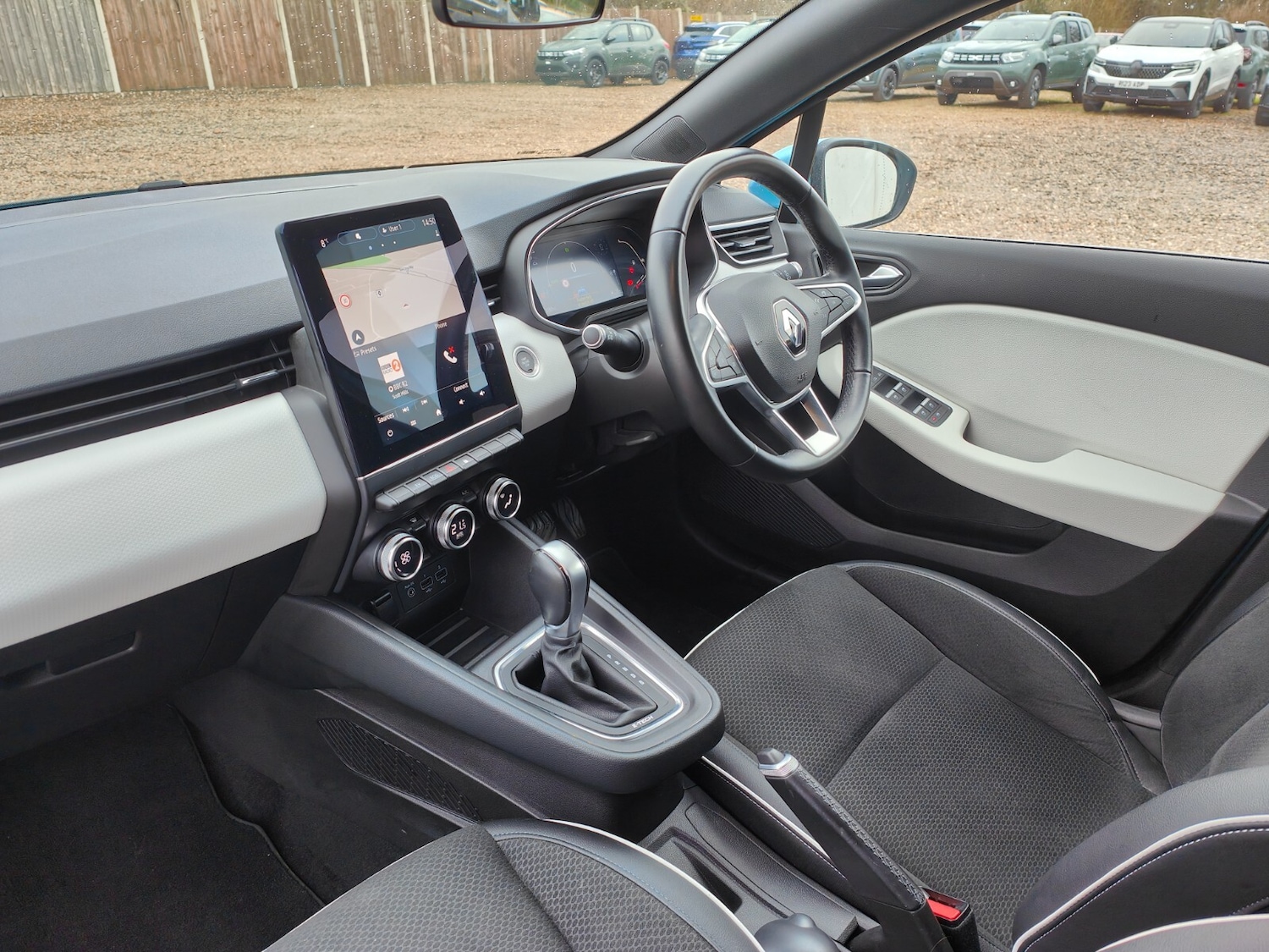 Used Renault Clio 2020 for sale - 76507541: Photo 10