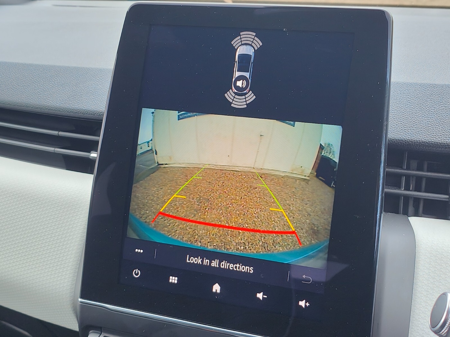 Used Renault Clio 2020 for sale - 76507541: Photo 9