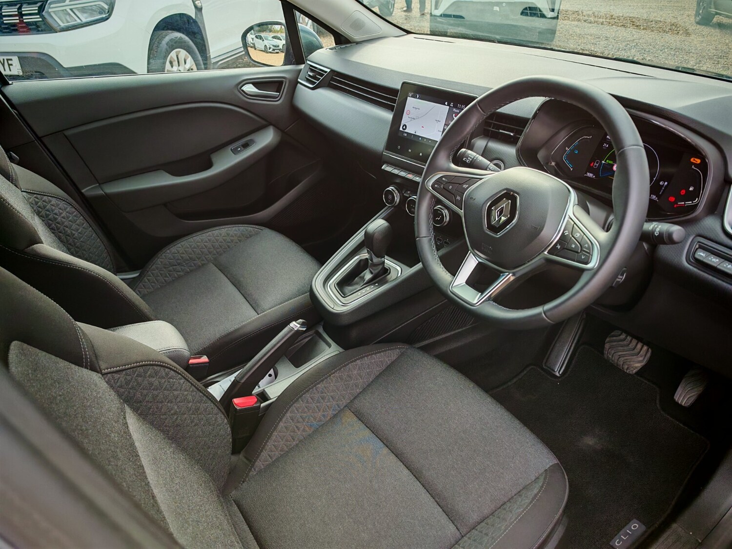 Used Renault Clio 2022 for sale - 76203989: Photo 15