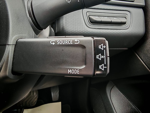 Used Renault Clio 2022 for sale - 76203989: Photo 17