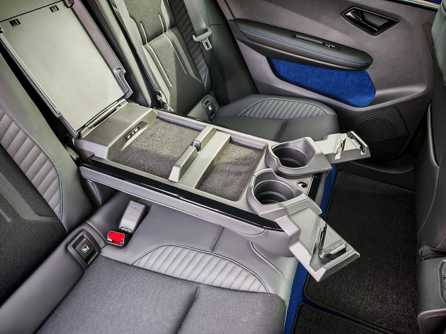 Used Renault Scenic E-Tech 2025 for sale - 76203993: Photo 11