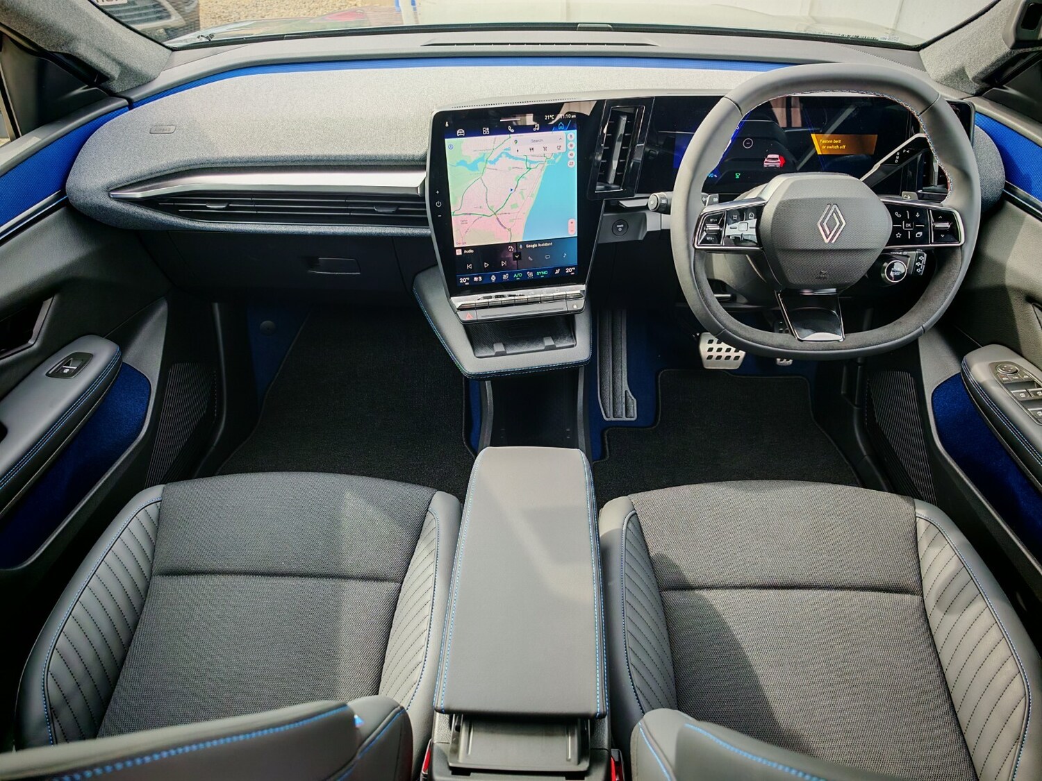 Used Renault Scenic E-Tech 2025 for sale - 76203993: Photo 12