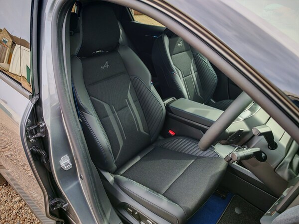 Used Renault Scenic E-Tech 2025 for sale - 76203993: Photo 17