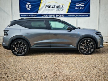 Used Renault Scenic E-Tech 2025 for sale - 76203993: Photo 2