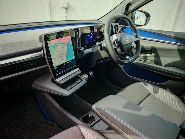 Used Renault Scenic E-Tech 2025 for sale - 76203993: Photo 6