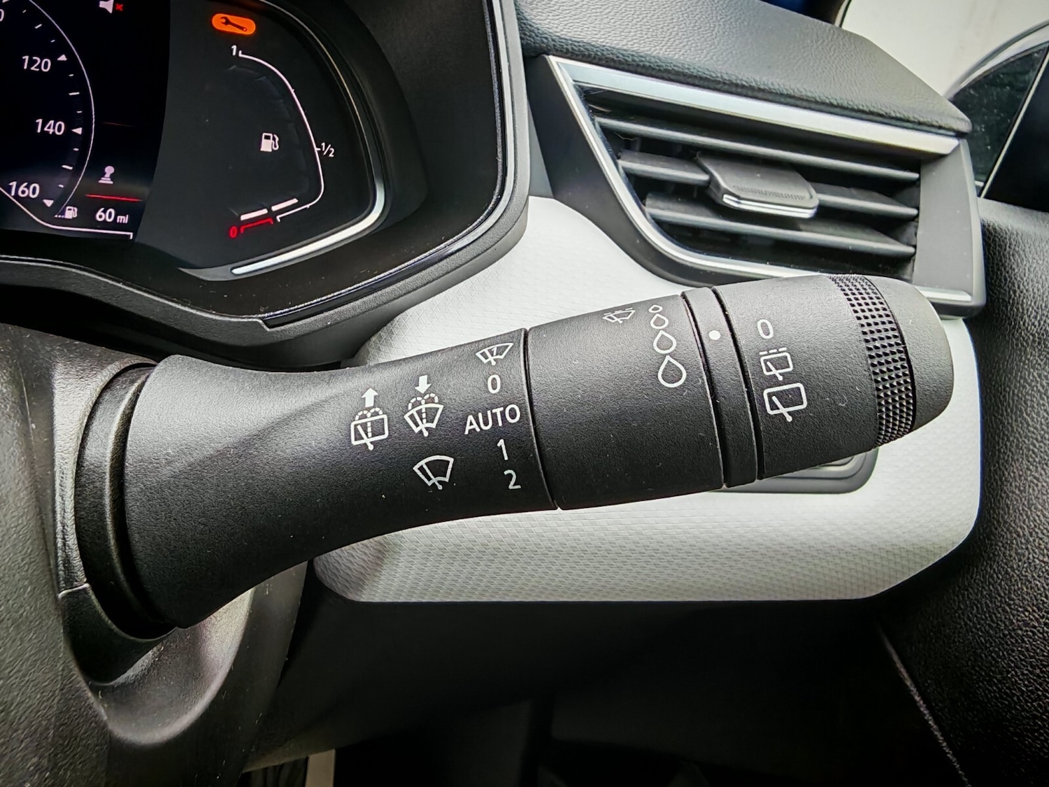 Used Renault Clio 2022 for sale - 76276863: Photo 18