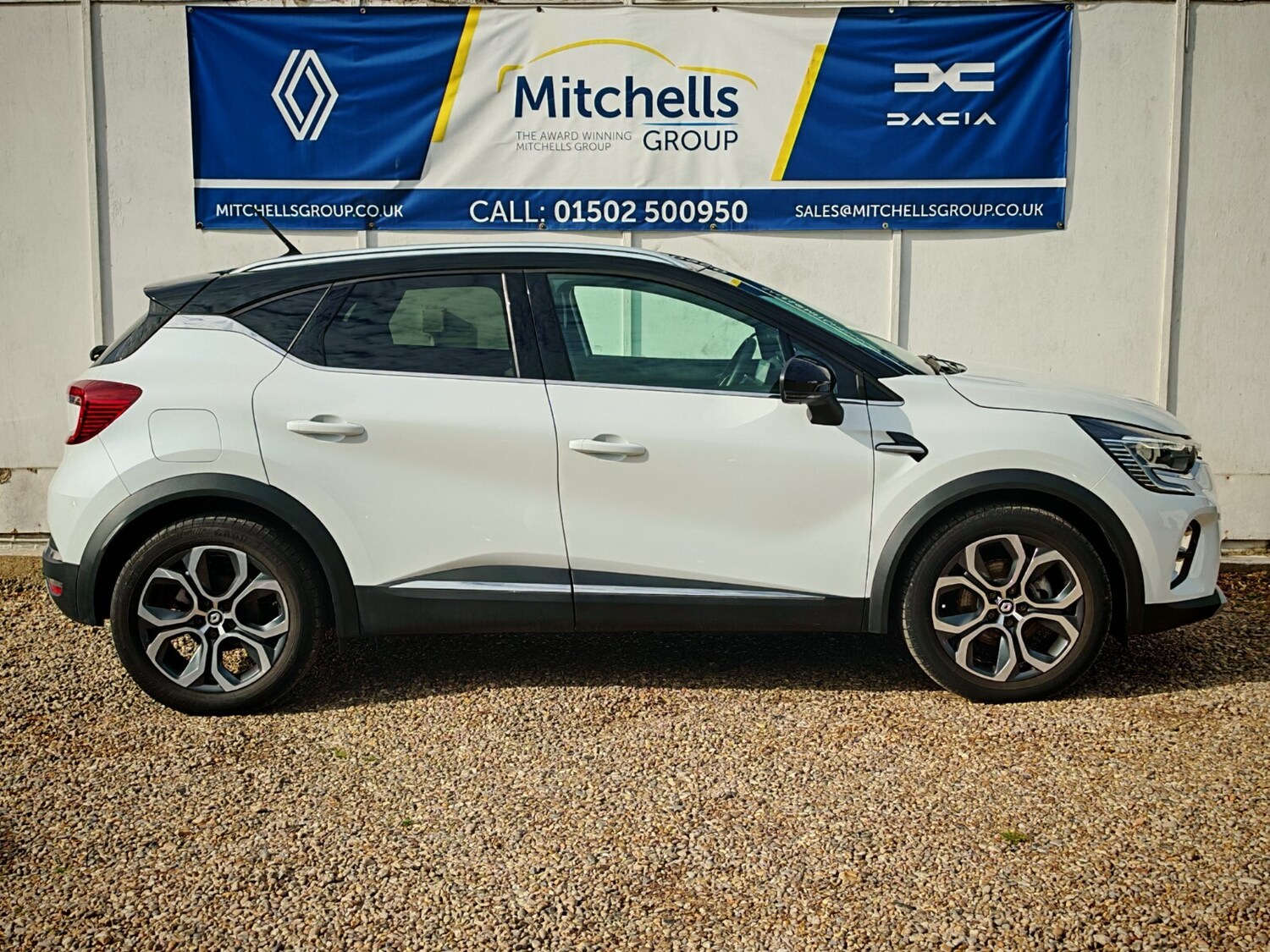 Used Renault Captur 2021 for sale - 76203569: Photo 3
