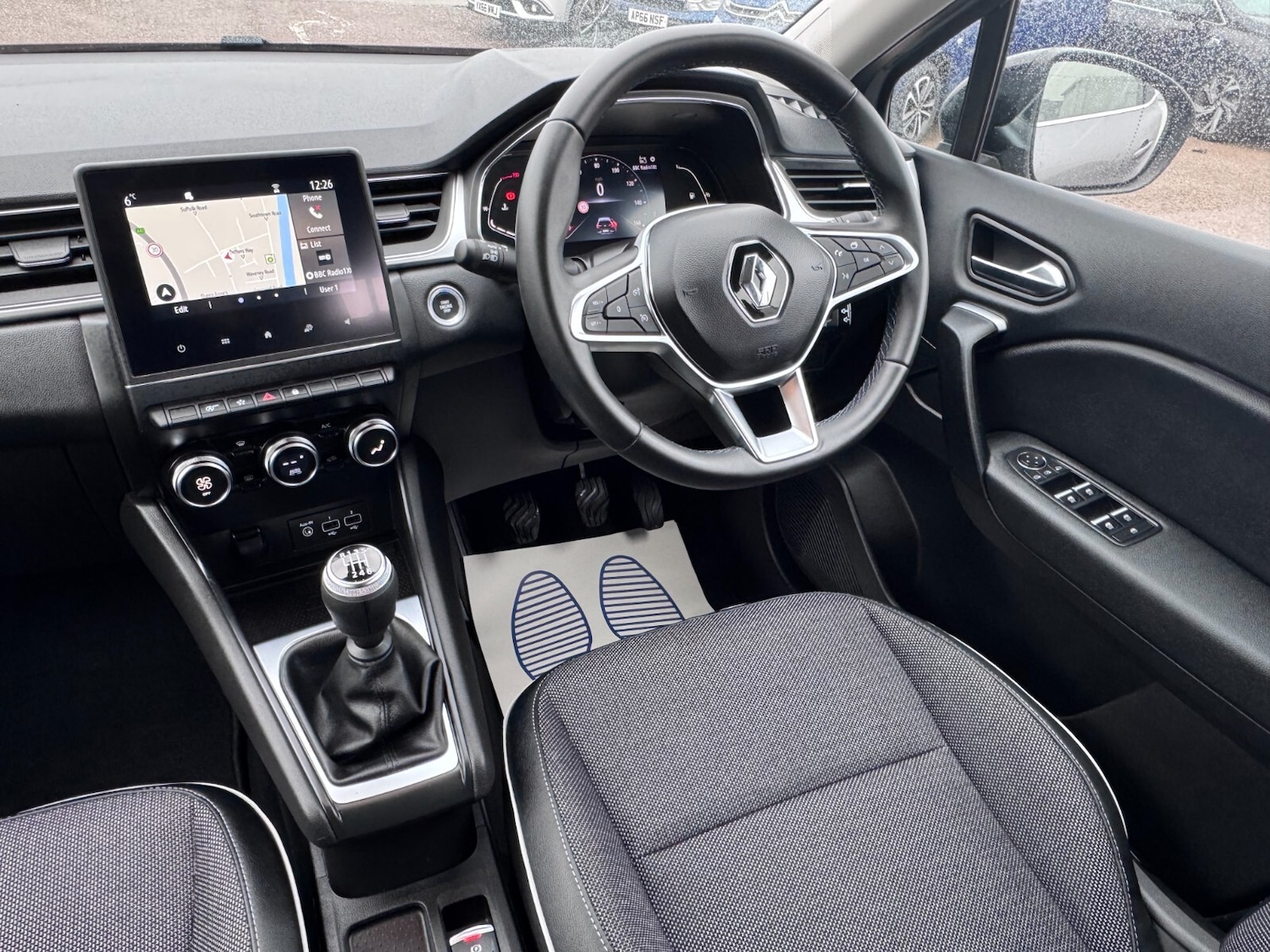 Used Renault Captur 2022 for sale - 76717282: Photo 15