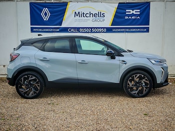 Used Renault Captur 2025 for sale - 76523644: Photo