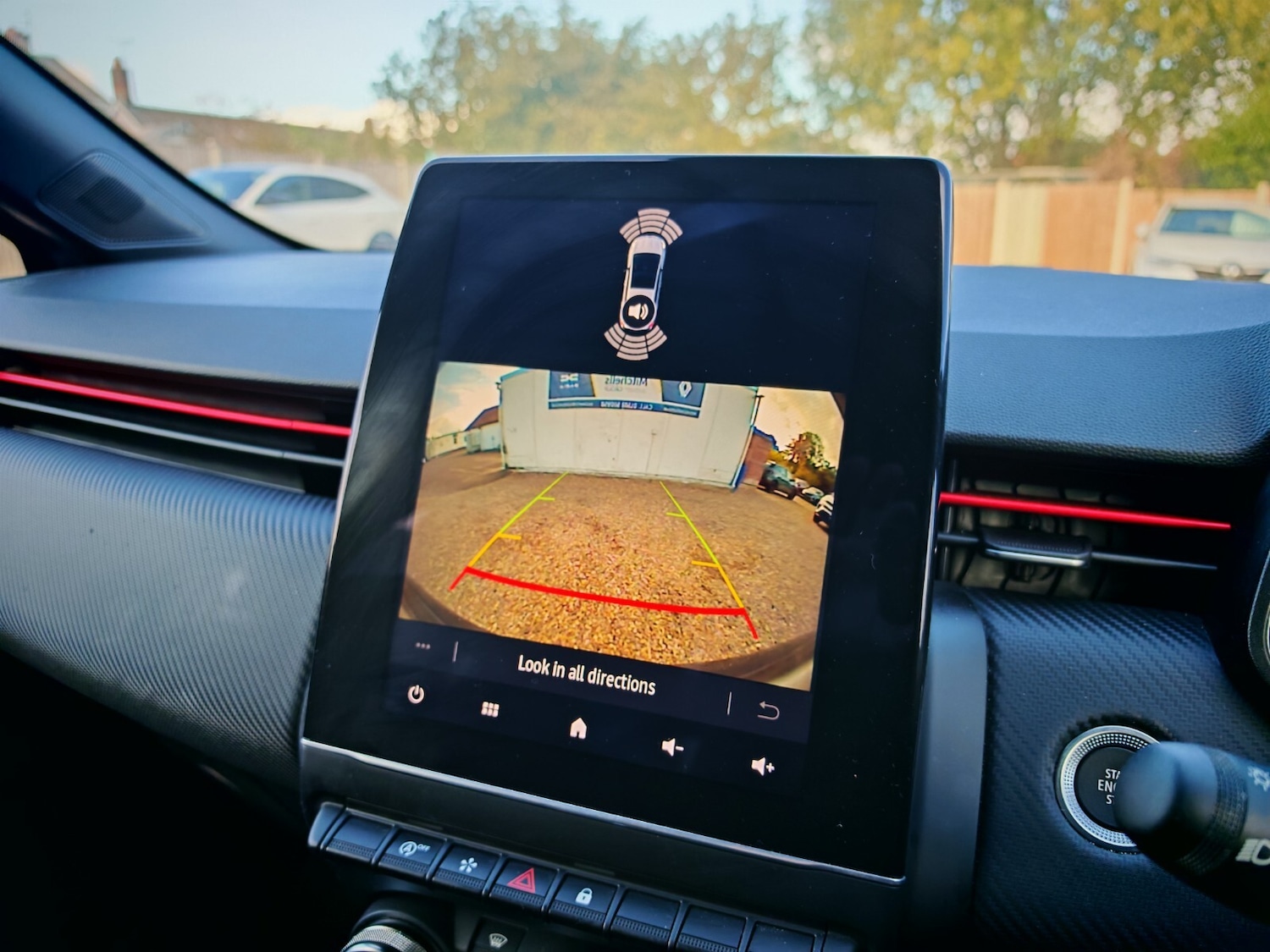 Used Renault Clio 2023 for sale - 76870802: Photo 22