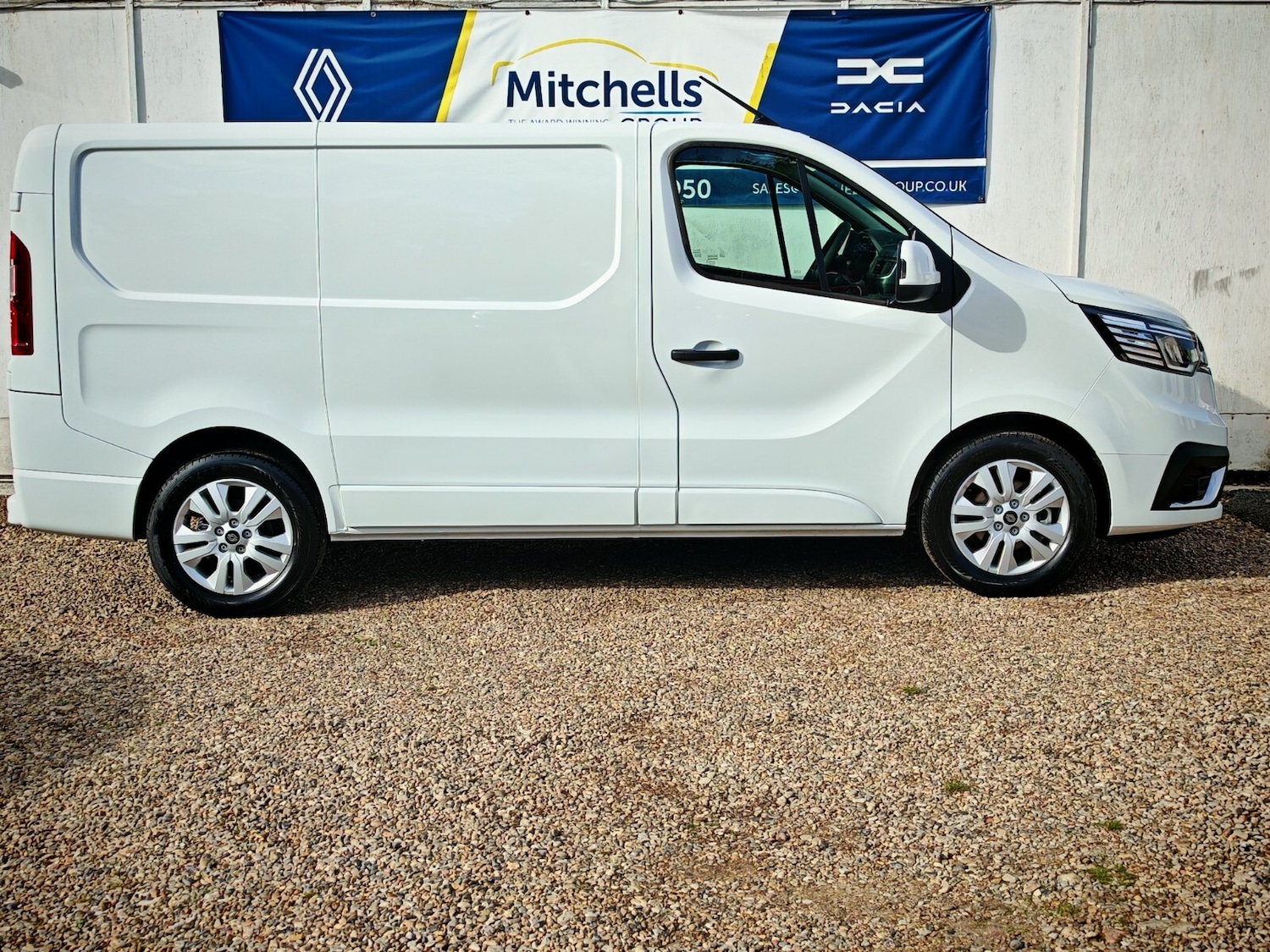 Used Renault Trafic 2025 for sale - 76871508: Photo 3