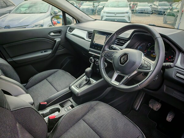 Used Renault Captur 2023 for sale - 76203855: Photo 17