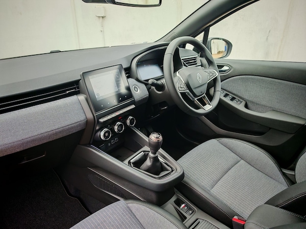 Used Renault Clio 2025 for sale - 76203751: Photo 6