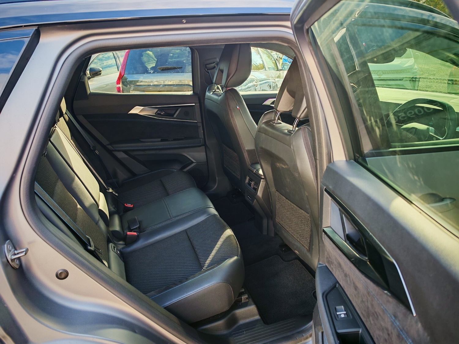 Used Renault Austral 2024 for sale - 76276123: Photo 9