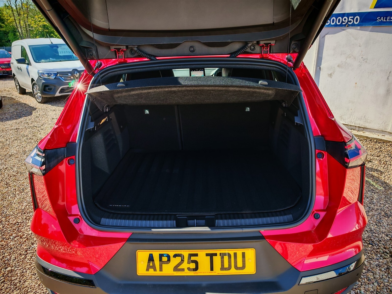 Used Renault Other 2025 for sale - 76871109: Photo 22