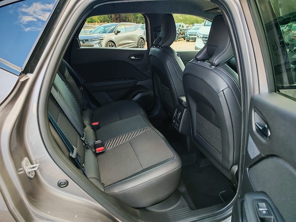 Used Renault Captur 2025 for sale - 76203791: Photo 7