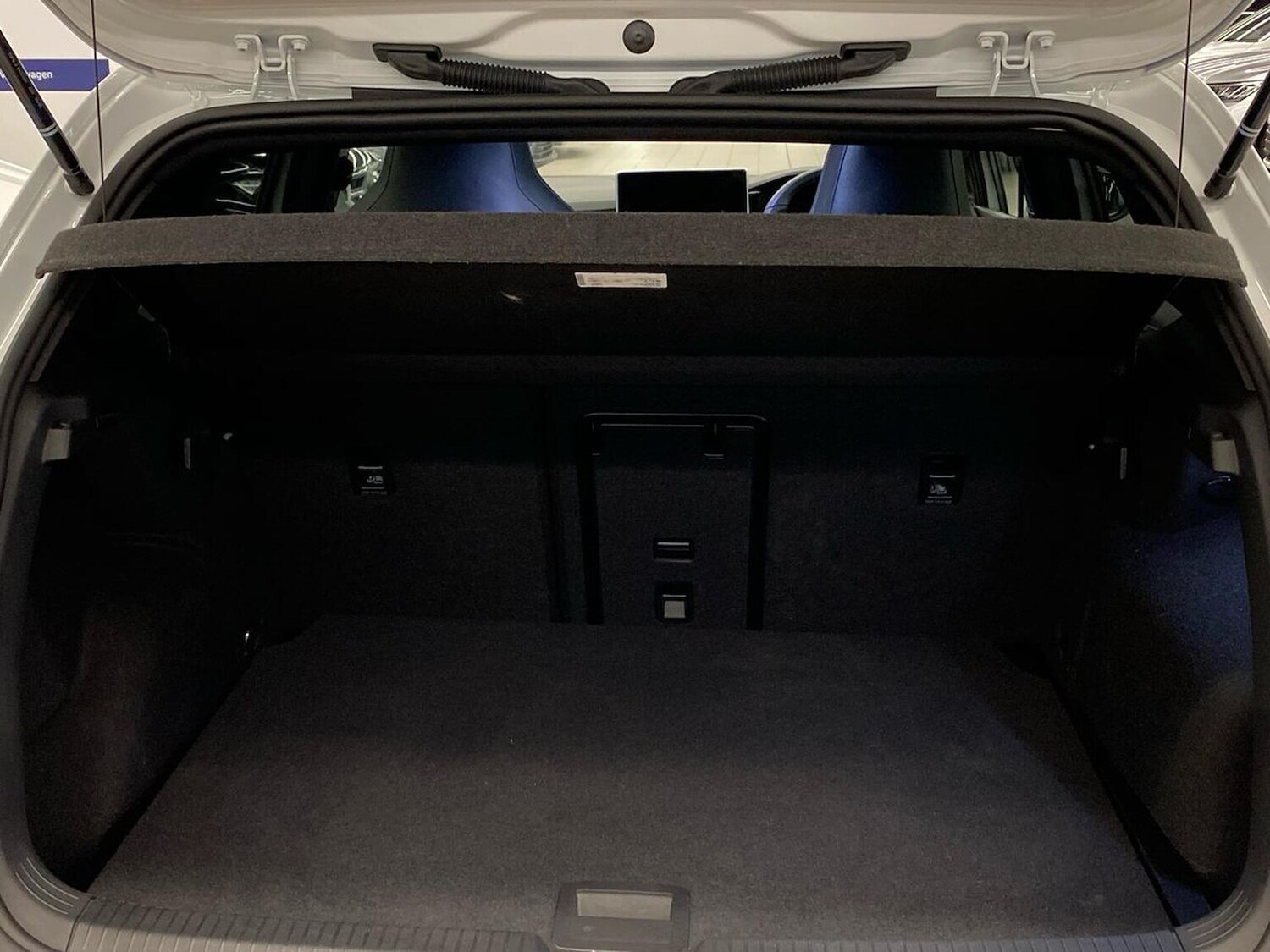 Used Volkswagen Golf 2025 for sale - 76637771: Photo 17