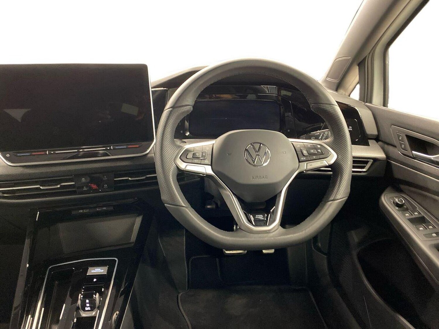 Used Volkswagen Golf 2025 for sale - 76637771: Photo 9