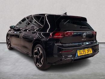 Used Volkswagen Golf 2025 for sale - 79013134: Photo