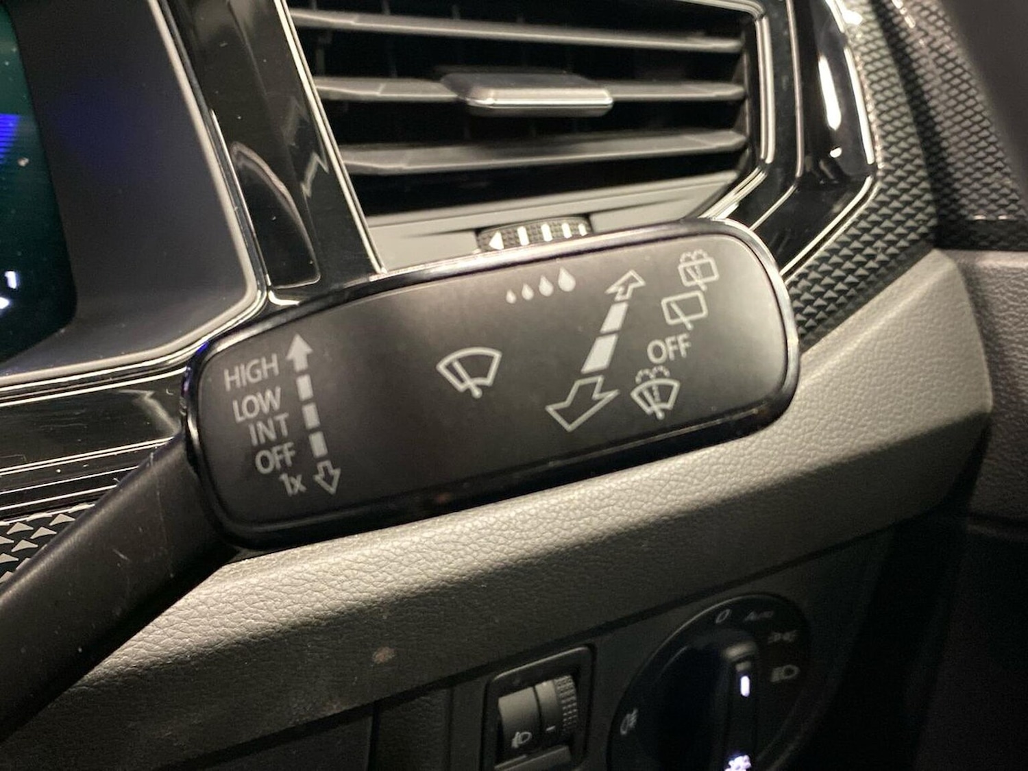 Used Volkswagen Polo 2022 for sale - 77069322: Photo 29