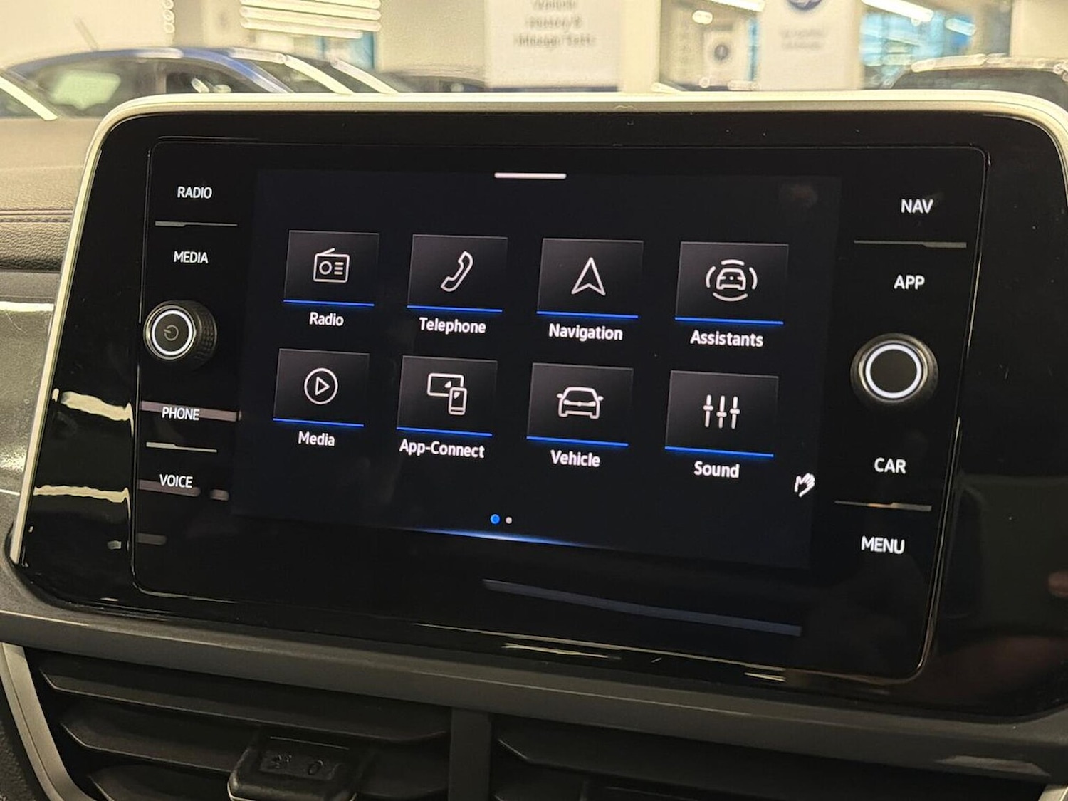 Used Volkswagen T-Roc 2024 for sale - 76396903: Photo 25