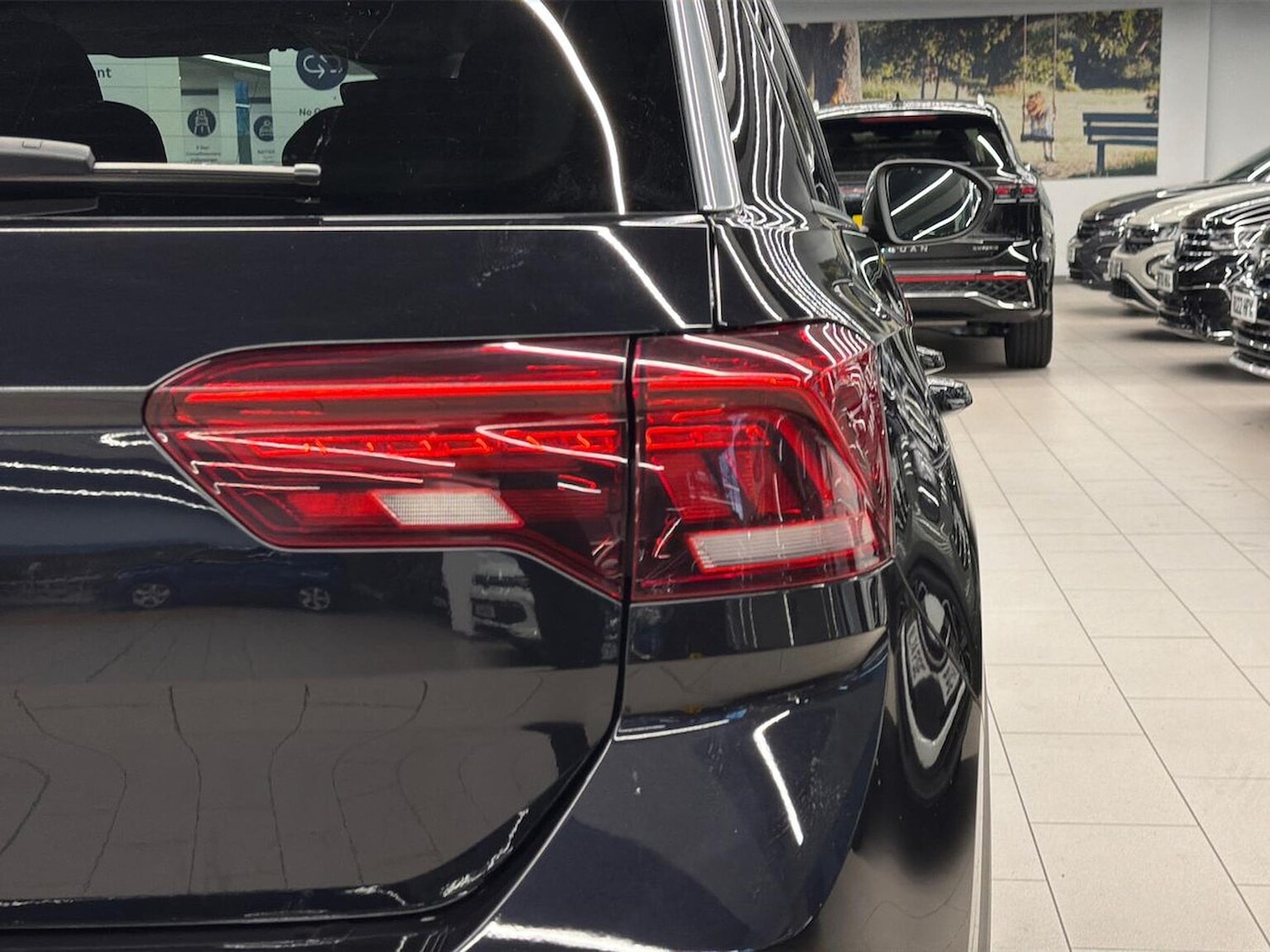 Used Volkswagen T-Roc 2024 for sale - 76396903: Photo 33