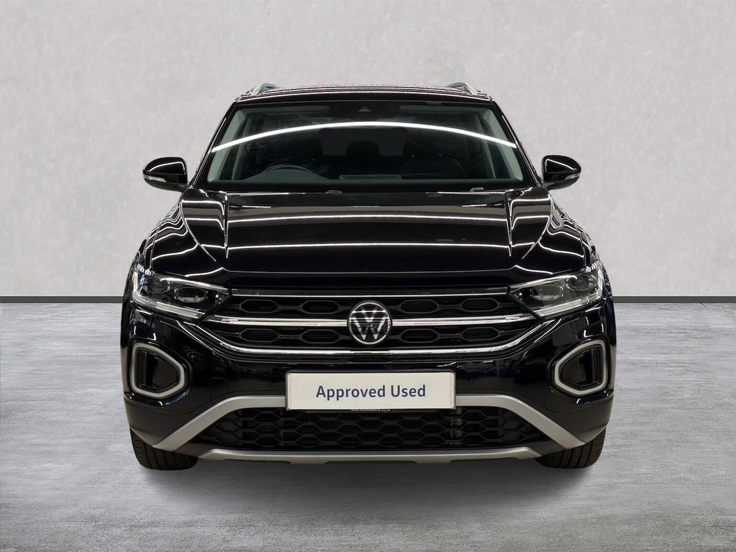 Used Volkswagen T-Roc 2024 for sale - 76396903: Photo 5