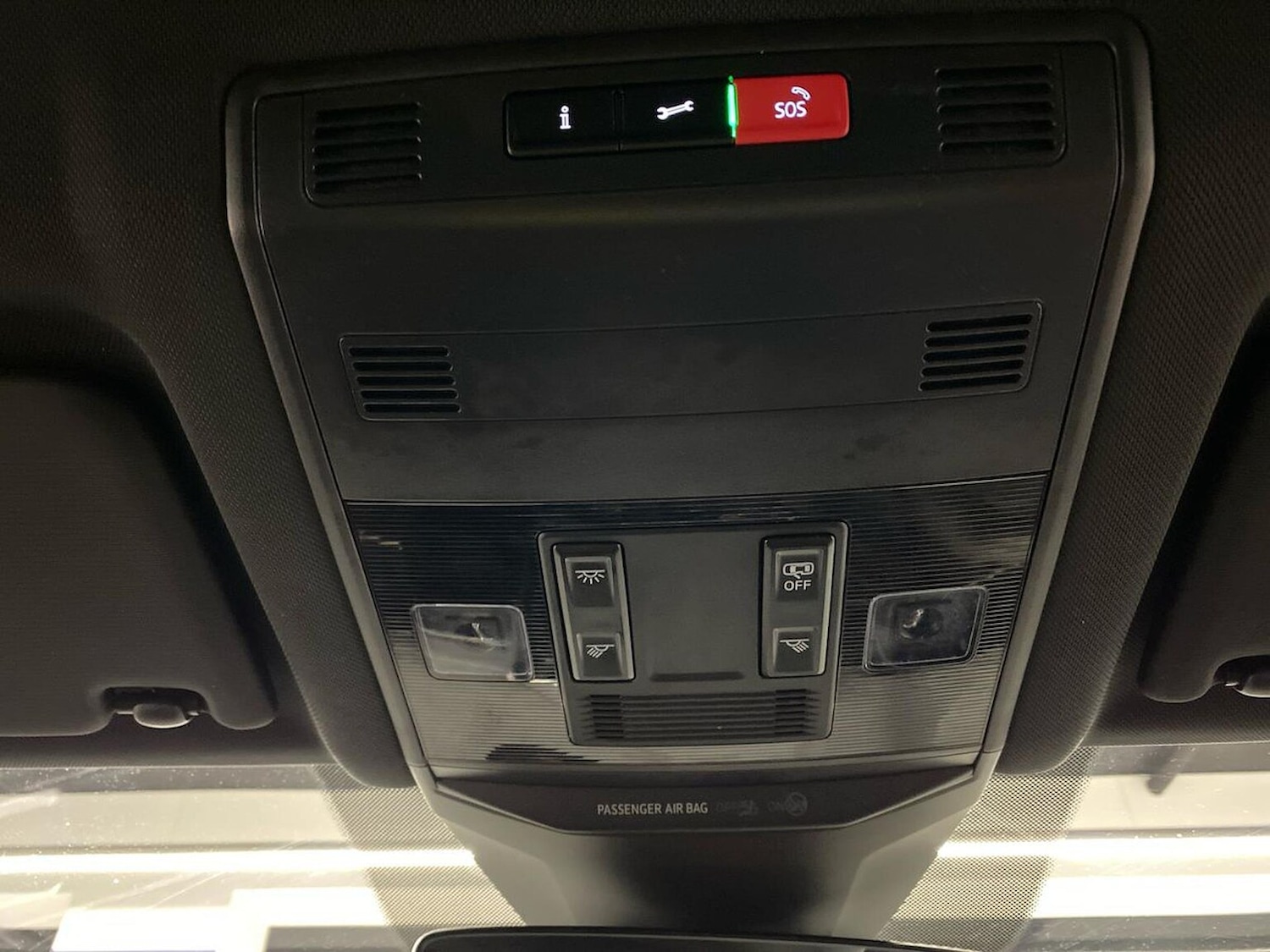 Used Volkswagen T-Roc 2022 for sale - 76637772: Photo 14