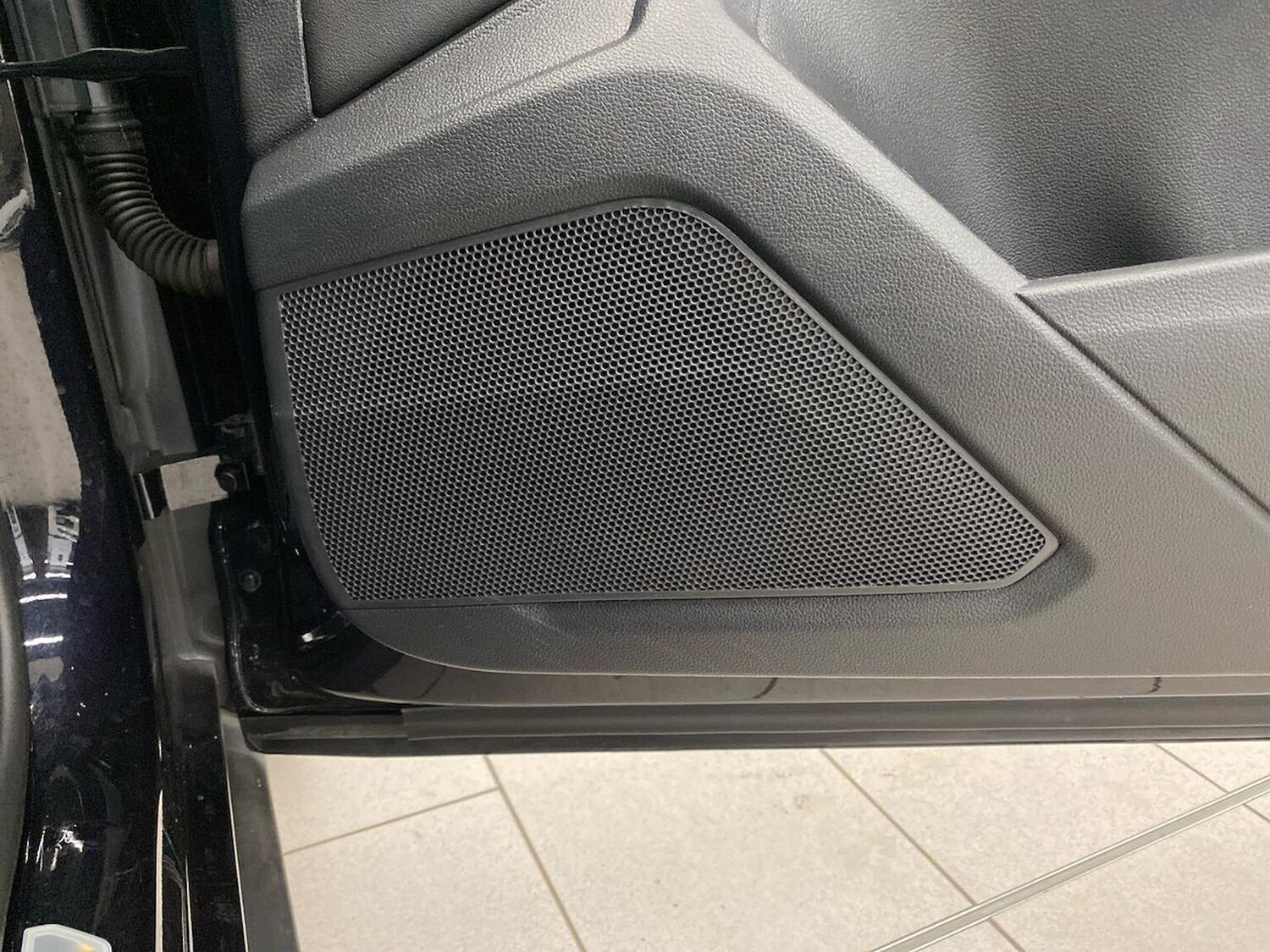 Used Volkswagen T-Roc 2022 for sale - 76637772: Photo 29