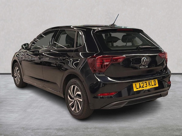 Used Volkswagen Polo 2023 for sale - 76142999: Photo 2