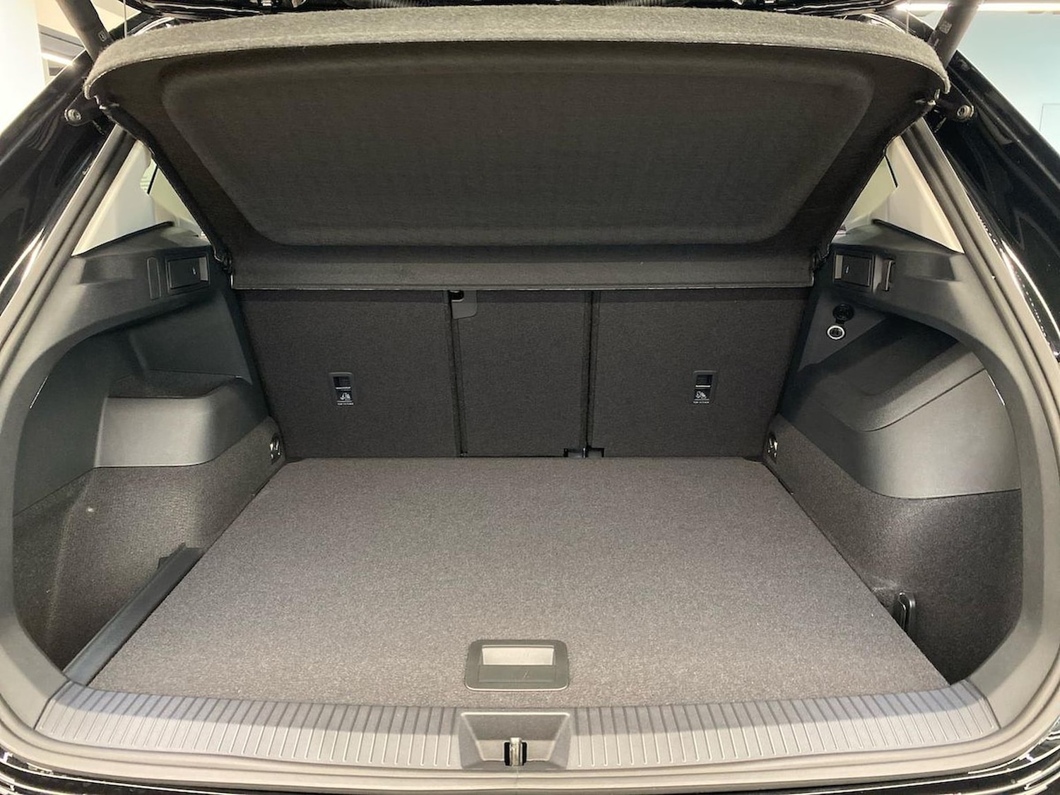 Used Volkswagen Tiguan 2026 for sale - 77789560: Photo 17