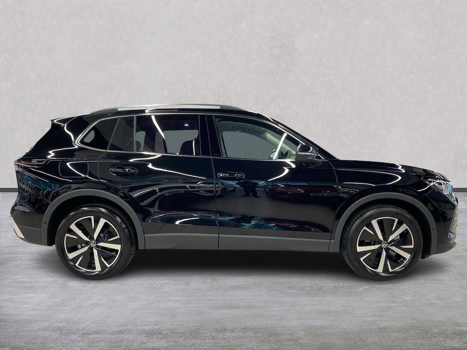 Used Volkswagen Tiguan 2026 for sale - 77789560: Photo 3