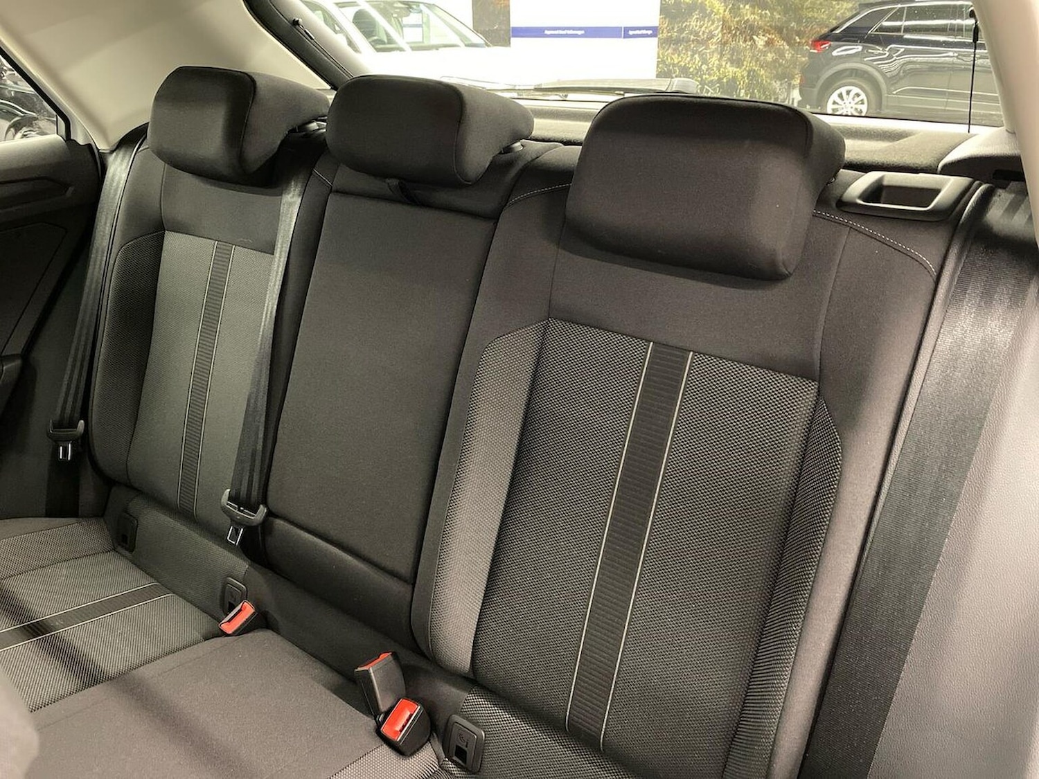 Used Volkswagen T-Roc 2022 for sale - 76885050: Photo 16