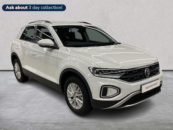 Used Volkswagen T-Roc 2022 for sale - 76885050: Photo