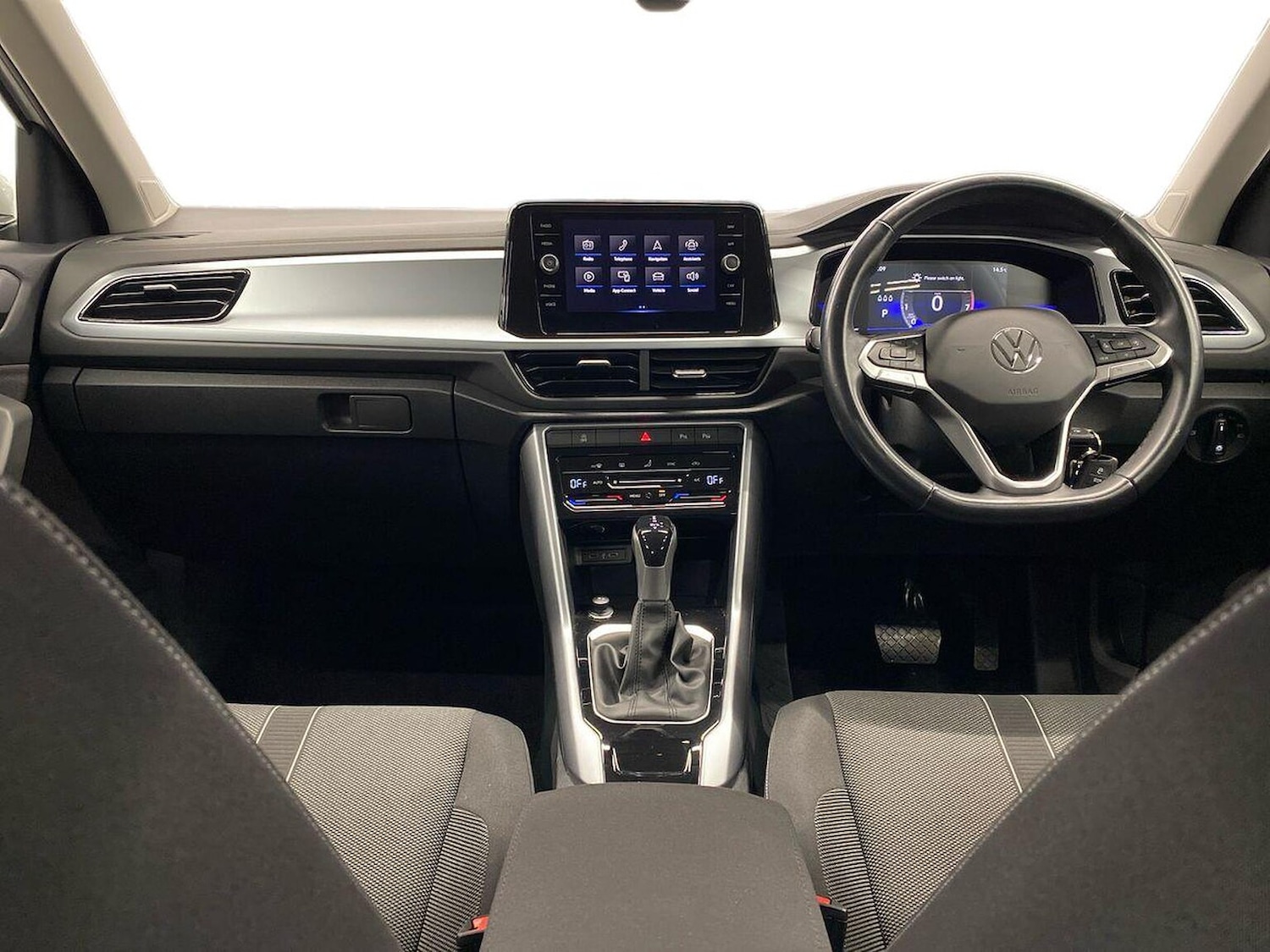 Used Volkswagen T-Roc 2022 for sale - 76885050: Photo 8