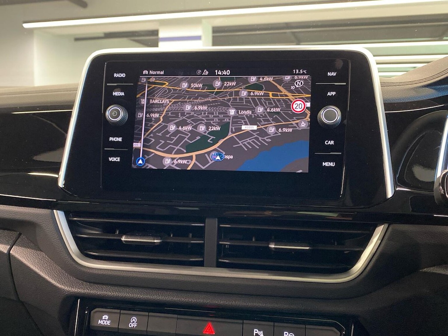 Used Volkswagen T-Roc 2026 for sale - 77888633: Photo 23