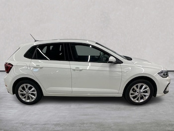 Used Volkswagen Polo 2023 for sale - 76879732: Photo