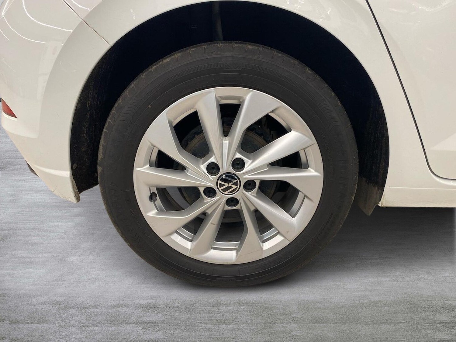 Used Volkswagen Polo 2023 for sale - 76879732: Photo 6