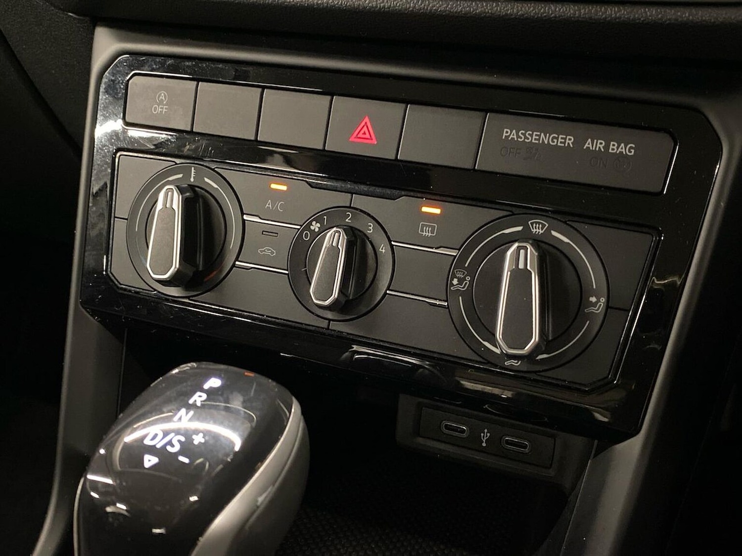 Used Volkswagen T-Cross 2022 for sale - 76905073: Photo 12