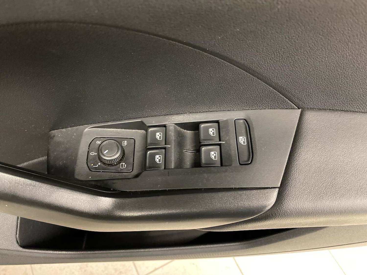 Used Volkswagen T-Cross 2022 for sale - 76905073: Photo 21